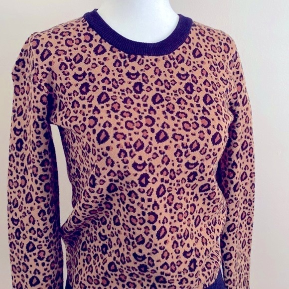 Tahari cheetah print knit sweater - Picture 4 of 6